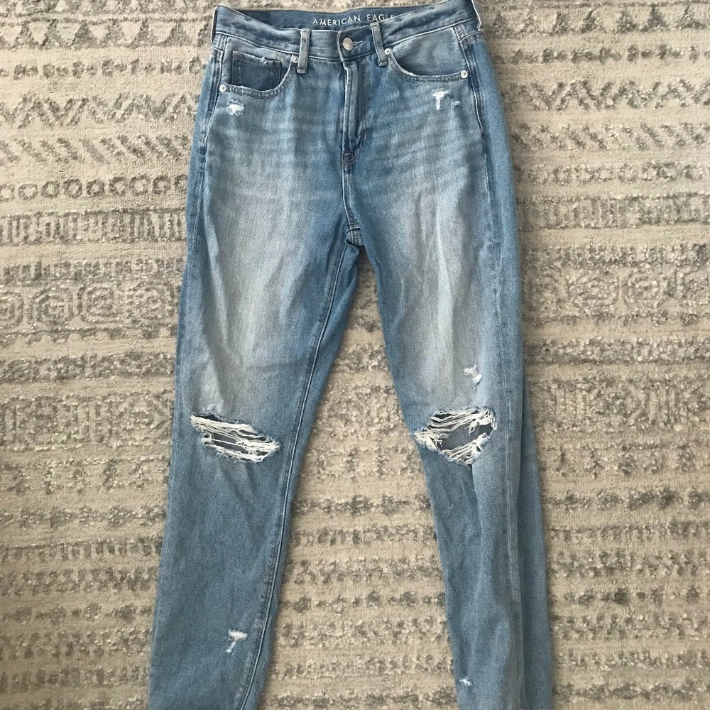 American Eagle Mom Jeans